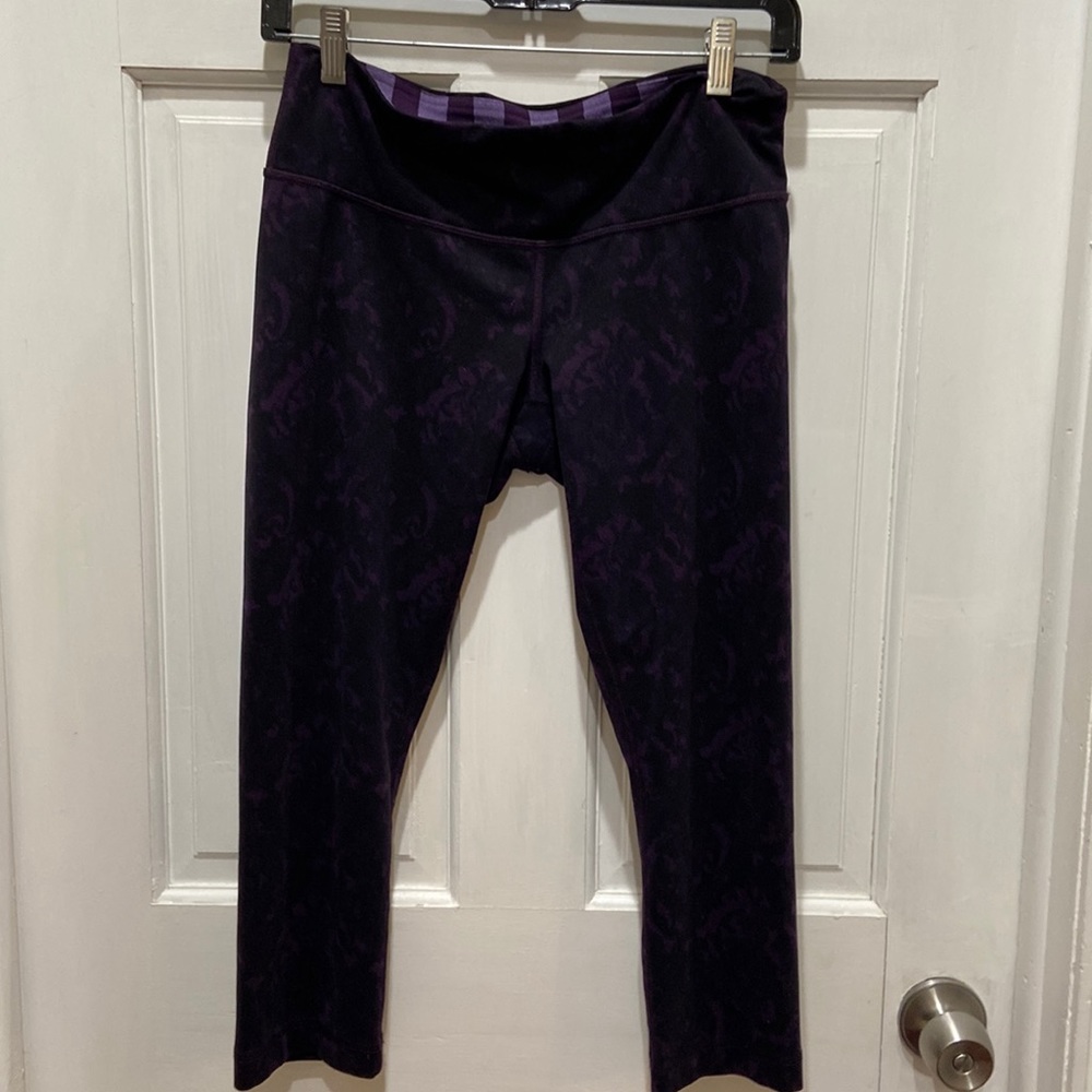 Lululemon leg